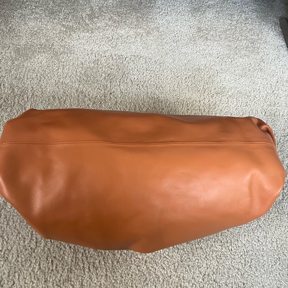 NEW Bottega Venetta Pouch, Size Small Clay Color - Picture 4 of 6